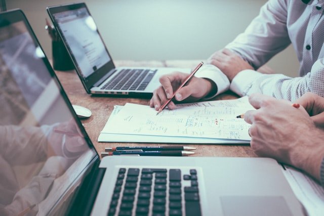 scott graham 5fNmWej4tAA unsplash Business Consultancy